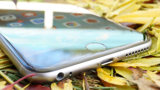 Apple Iphone 6S Plus Recension undersida